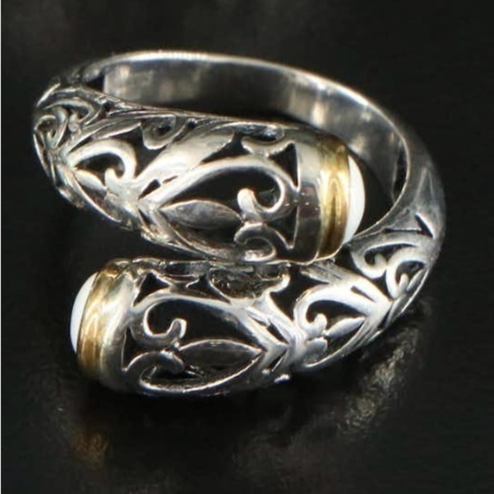 Sterling silver 14k agate bypass ring